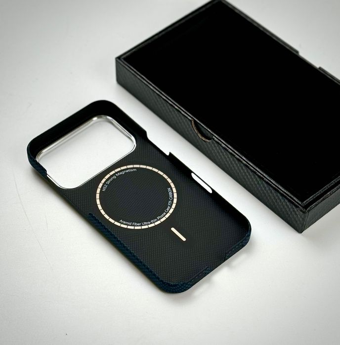 Карбоновый чехол iPhone 17 Pro | 17 Pro Max (Blue) + MagSafe