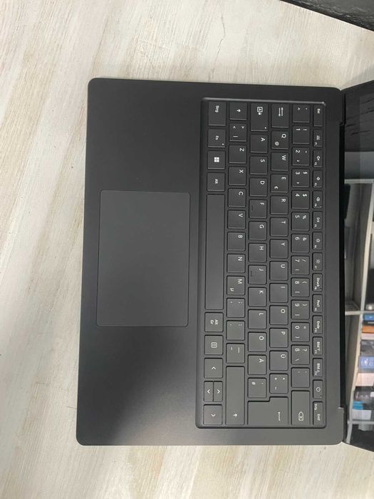 Microsoft Surface Laptop 5 — легкий та потужний ультрабук