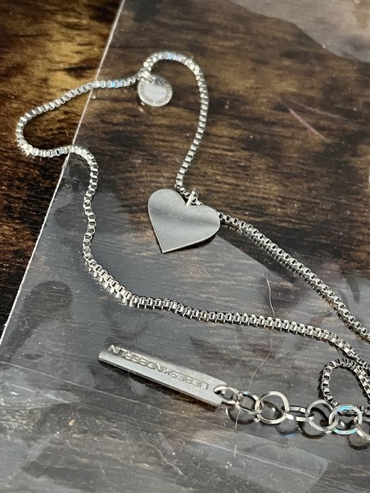 Liebeskind Berlin naszyjnik kolor srebro