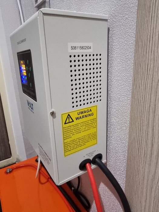 Продам инвертор Volt polska