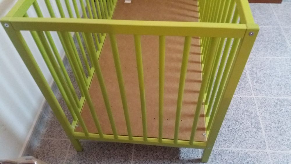 Cama de bebê - IKEA