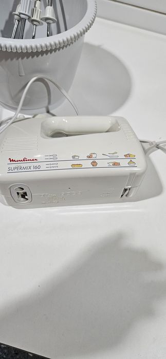 Batedeira da moulinex completamente nova