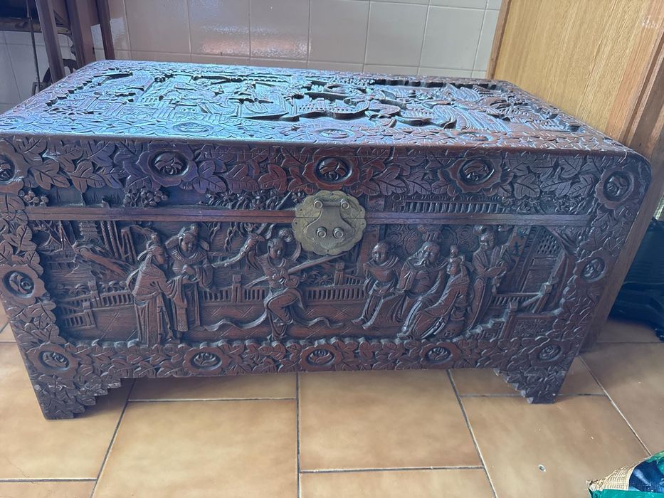Arca de madeira decorativa