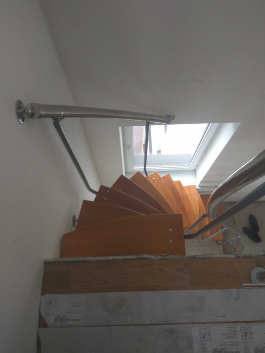 Модульні  Сходи в будинок