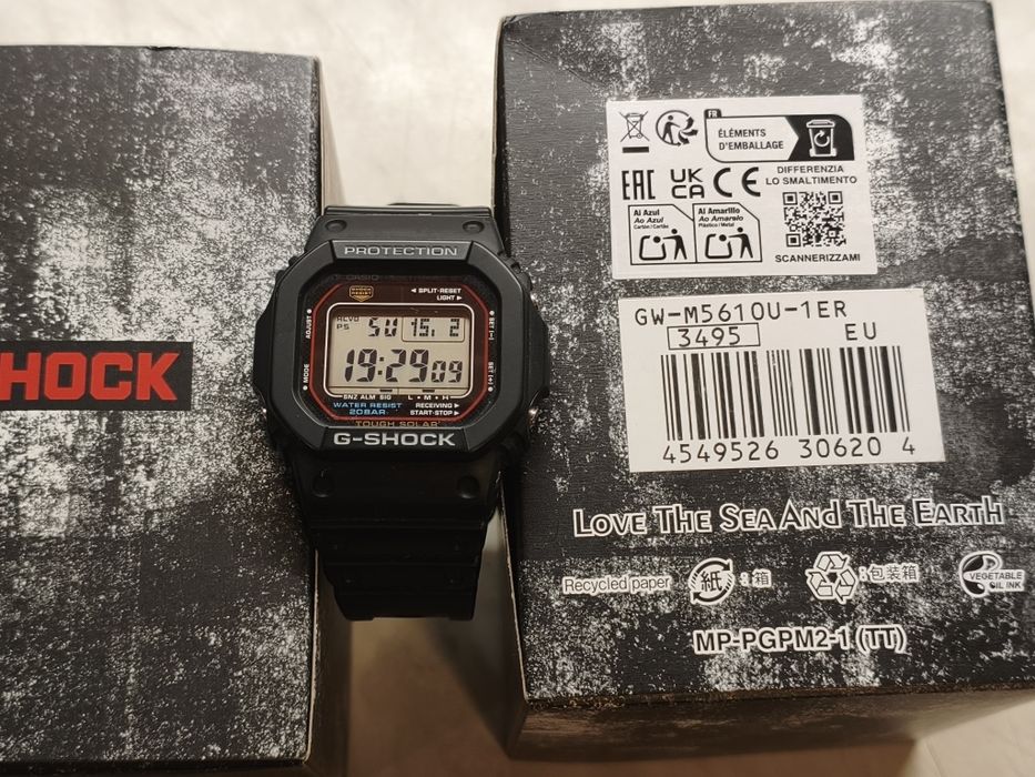 Zegarek casio g-shock GW-M5610U