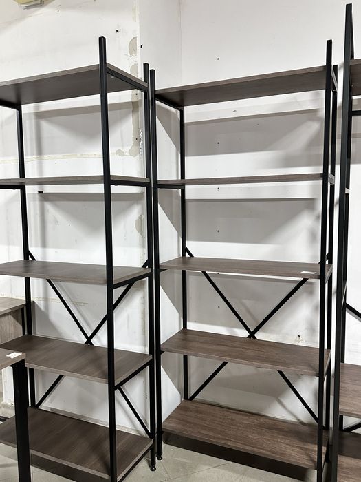 Столи, стелажі, тумби, крісла, шафи в кількості в наявності нові