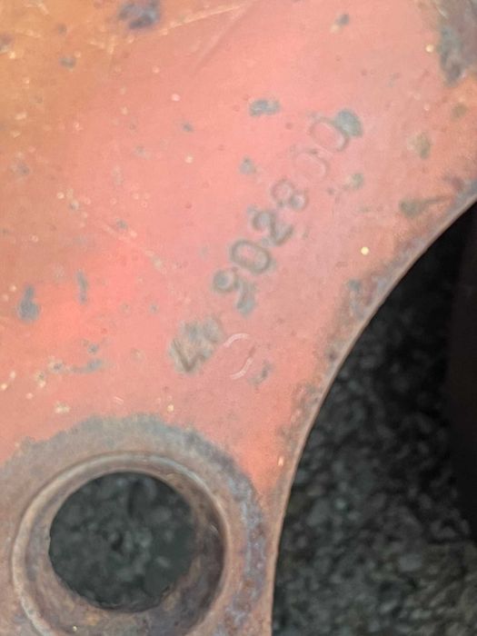 490280 Felga JCB 3CX stary model