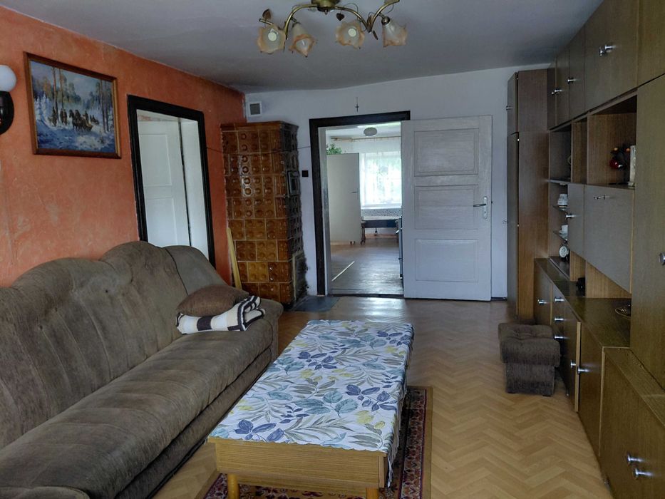 Na raty-2 oddzielne pokoje, oddzielna kuchnia, i łazienką z wc.-56metrow