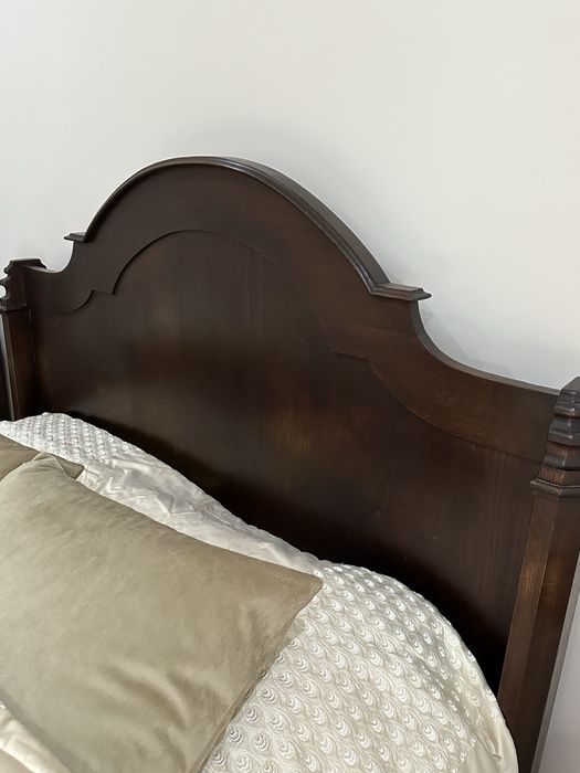 Cama de casal madeira maciça de castanho