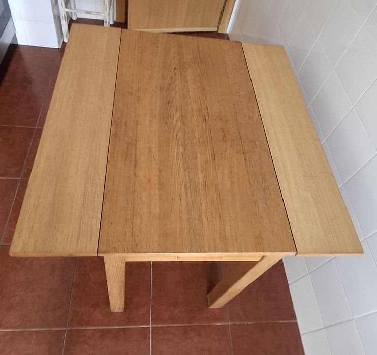 Mesa extensível de cozinha, carvalho