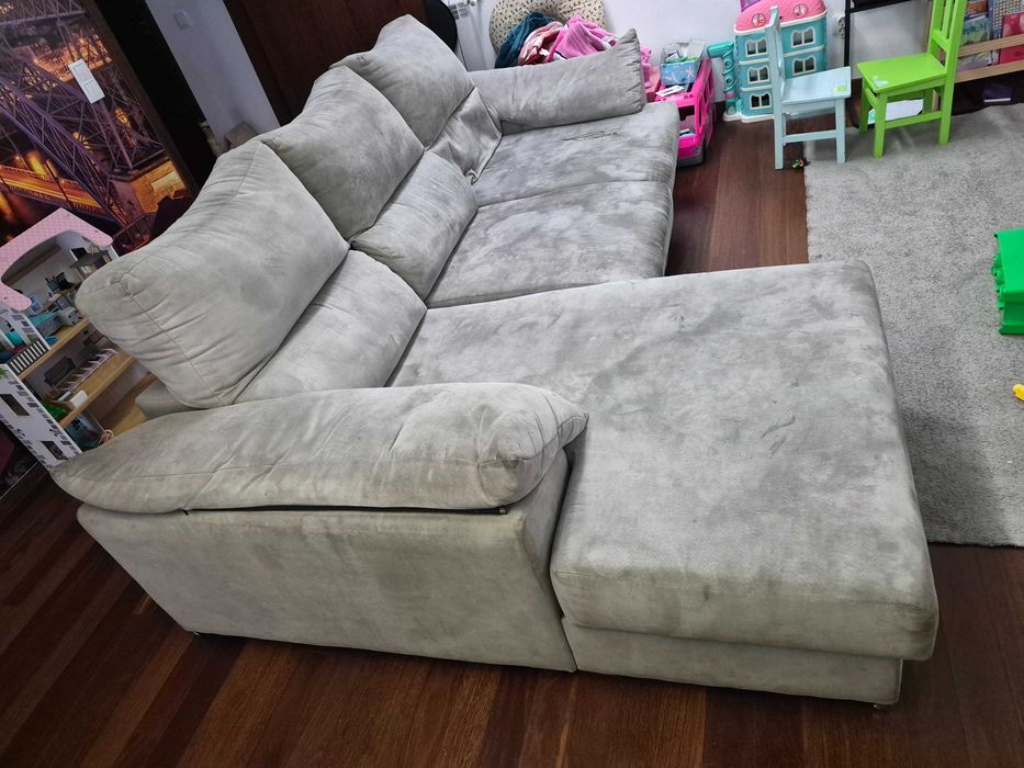 Sofá Com Chaise Long – Usado