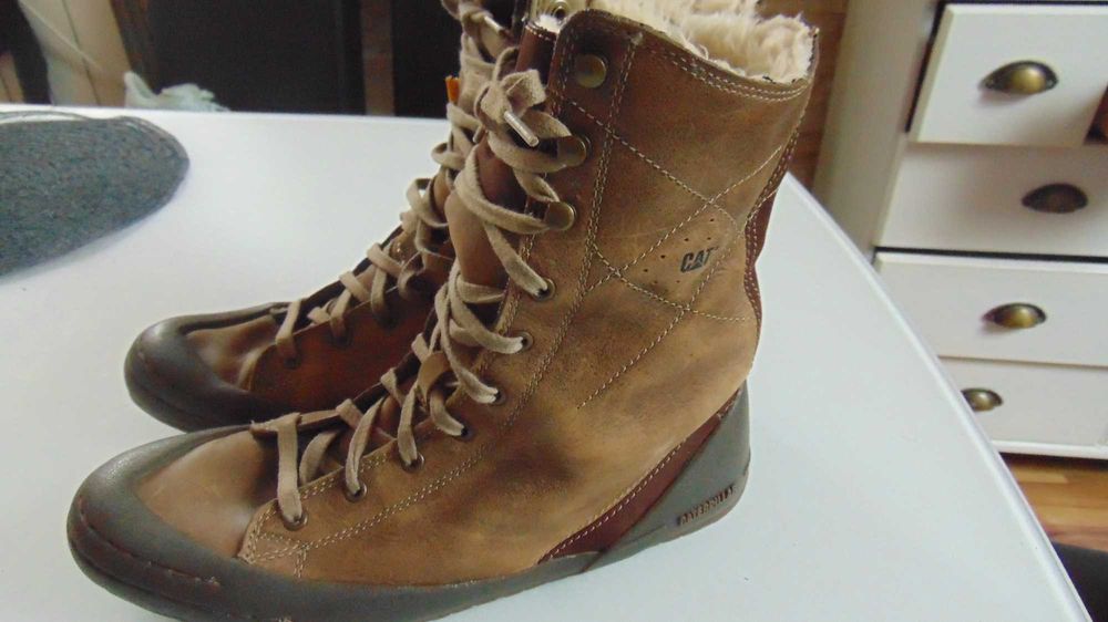 caterpillar roz uk7 eur 40 skóra ocieplane