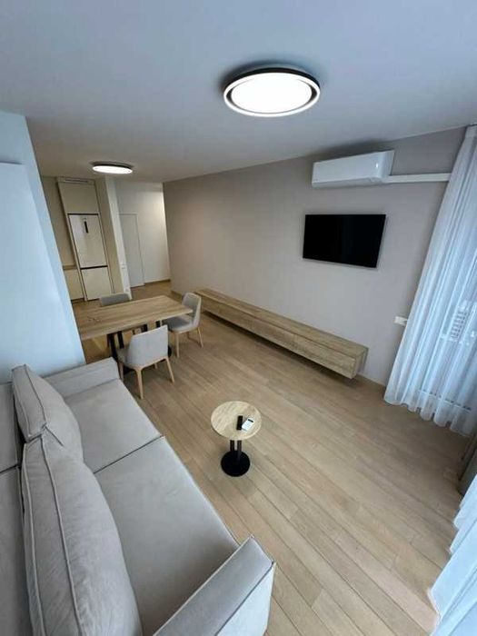 Сдаю квартиру в ЖК Русановская Гавань.  Берег Днепра. Левобережная.