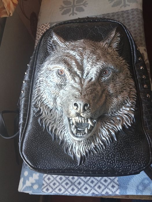 Рюкзак с  волком