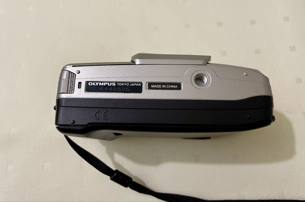 Aparat kolekcjonerski Olympus superzoom 70G