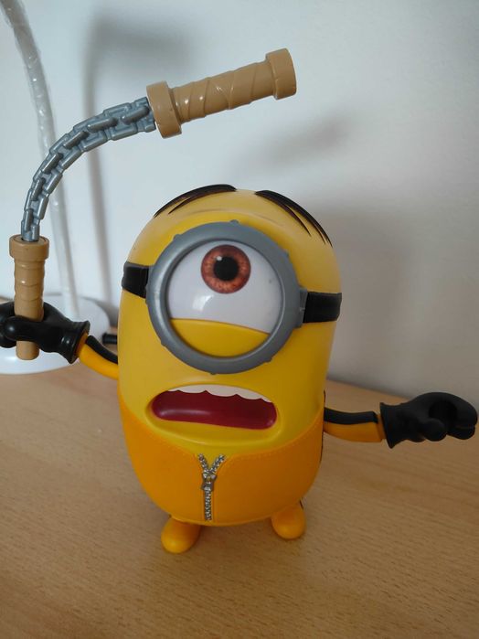 Мінйон великий 18 см
