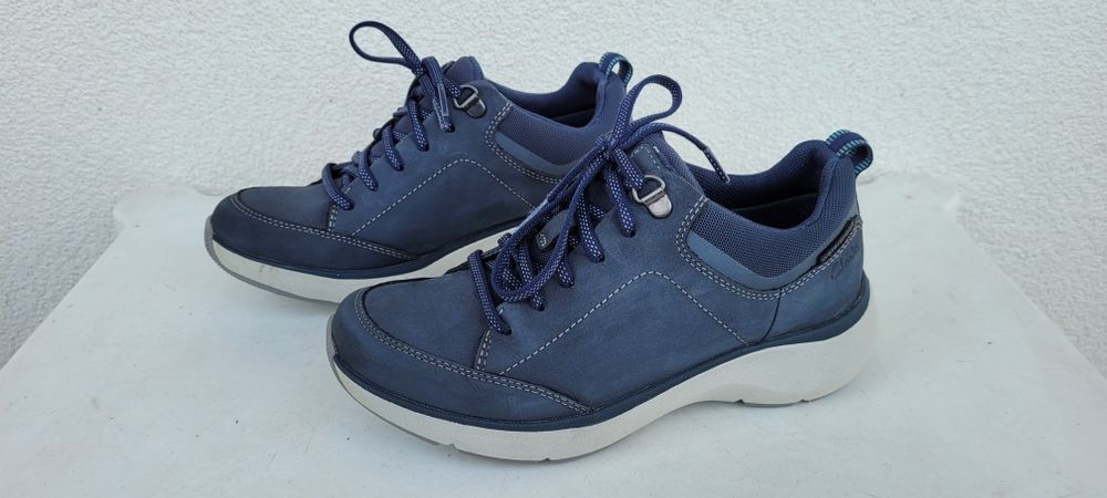 Buty Sneakersy CLARKS Wave 2.0 rozmiar 35,5
Wave2.0 Lace.
