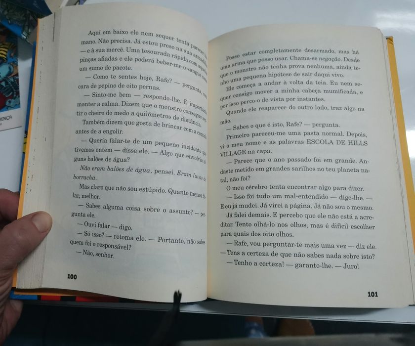 Livro juvenil "Escola - o rebelde está de volta"