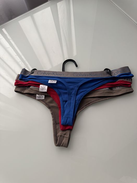 Білизна жіноча Calvin Klein