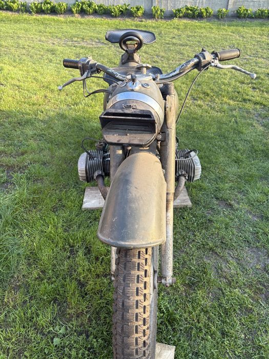 Motocykl Dniepr M-72