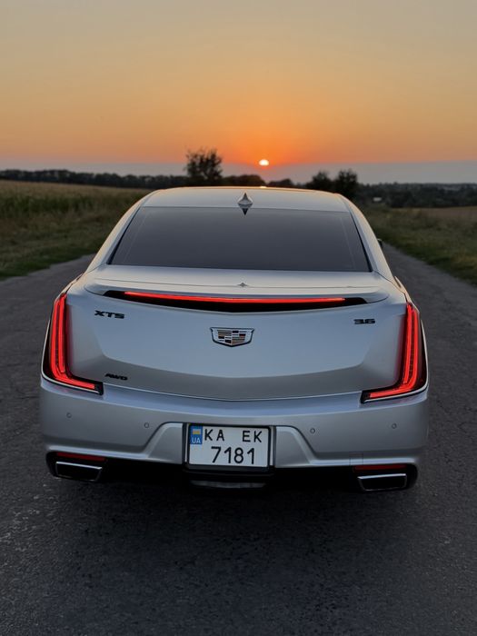 Cadillac XTS  V6  AWD  Luxury  77 тис. км