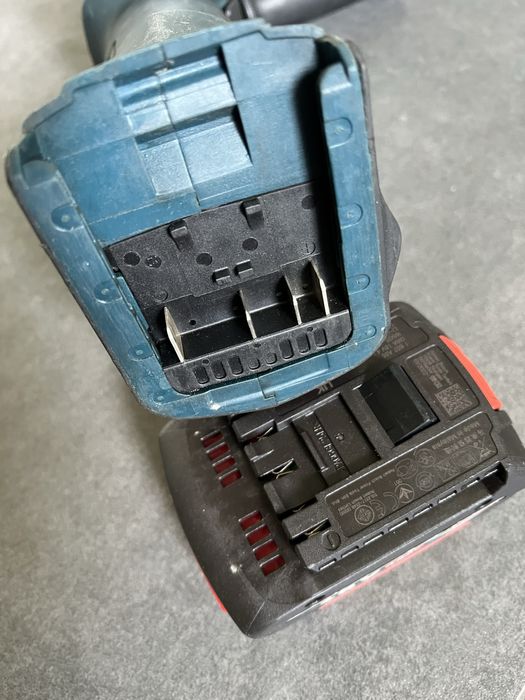 Акум. Болгарка Bosch GWS 125 V- Li +АКБ 4.0Ah