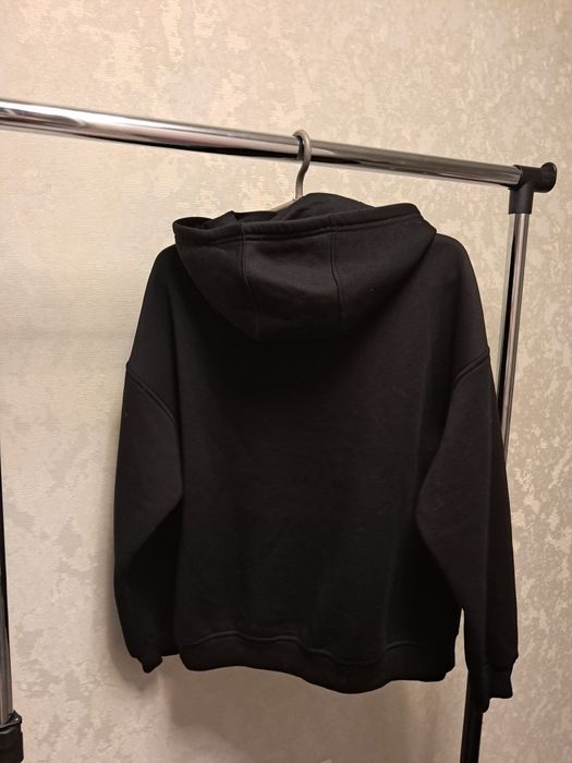 Чорне худі з вишитим котиком