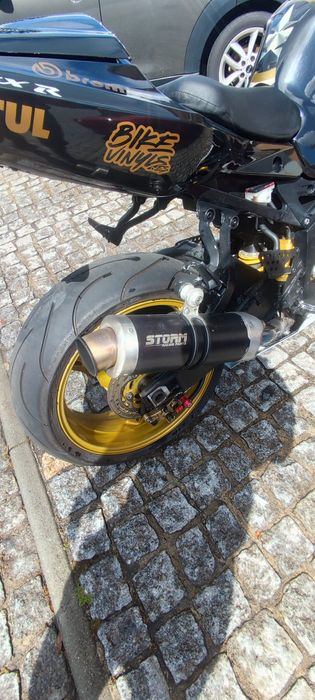 Suzuki GSXR 1000 k4