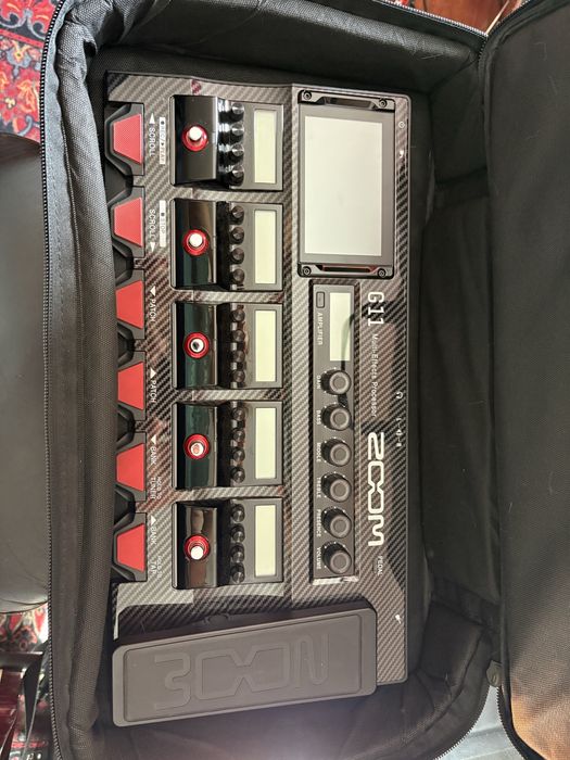Pedaleira Zoom G11 + Saco de Transporte