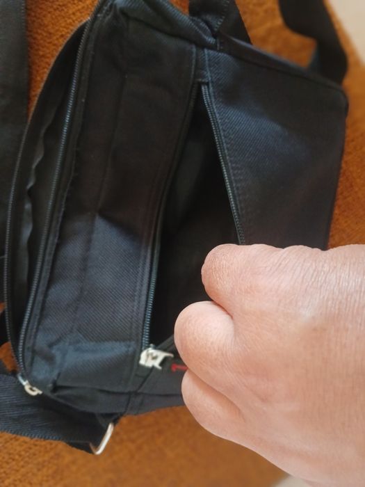 Bolsa tiracolo homem preta