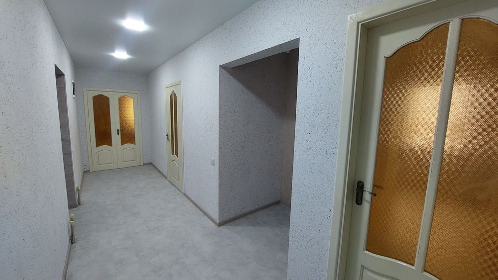 Продам 2-кімнатну квартиру. Вул.Київська,6а.
