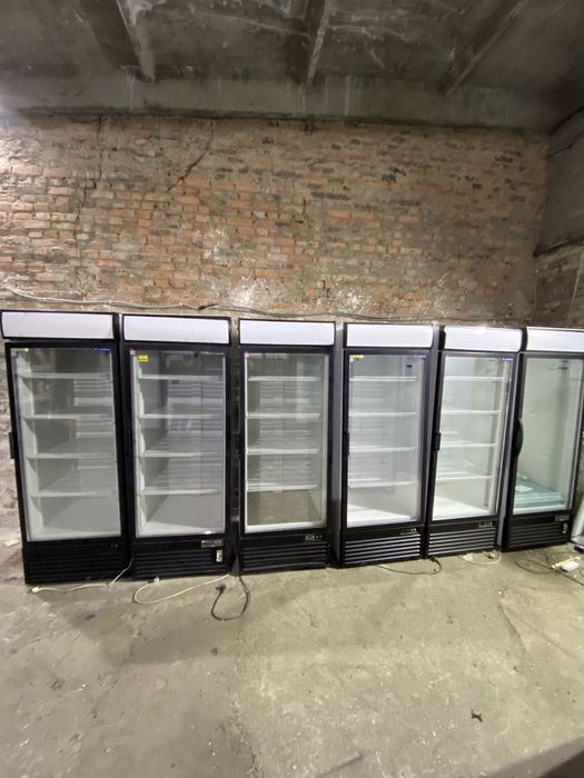 Холодильник для напитков Регал Холодильная горка Холодильник в магазин