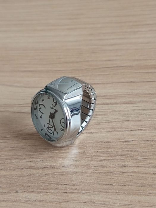 Zegarek Quartz – biały, nowy