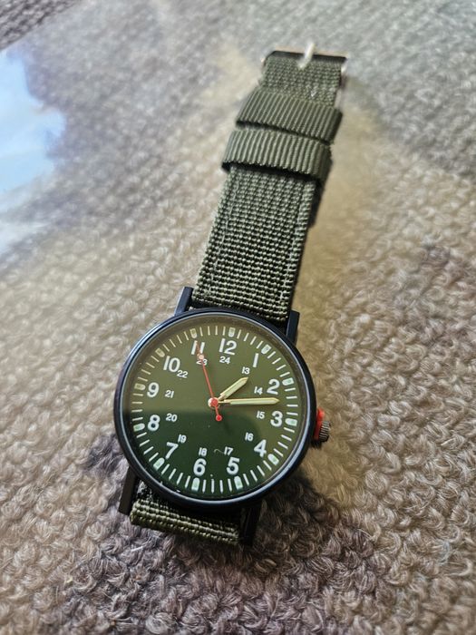 Nowy zegarek militarny w stylu US Army