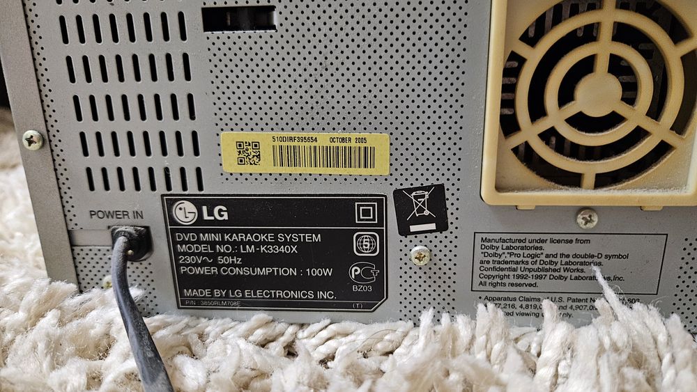 Музичний центр LG LM-K3340