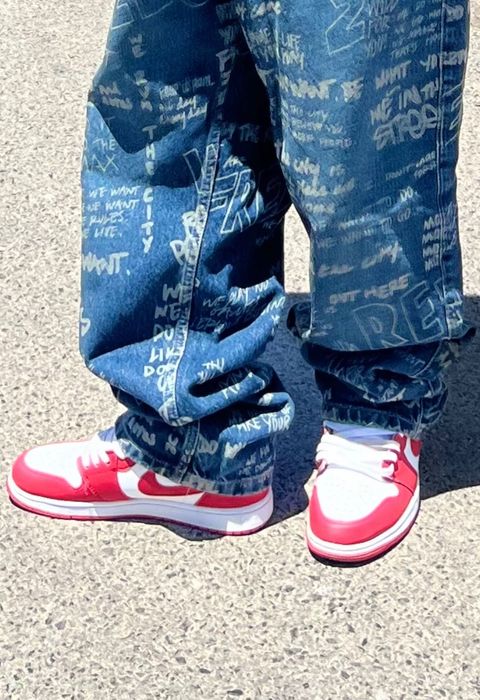 Uns sapatos em boas condições