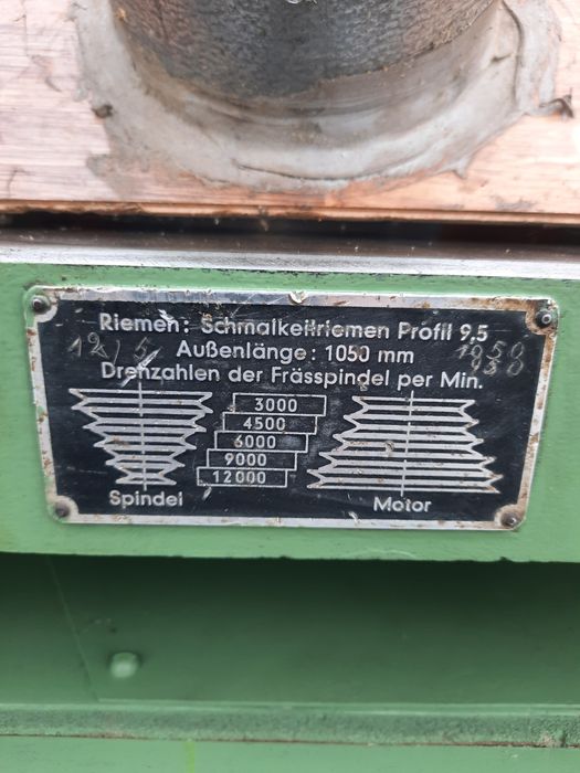 Фрезерний верстат Comag