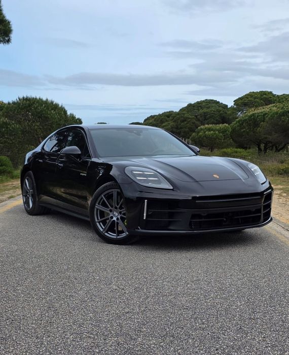 Porsche Panamera 4 E-Hybrid