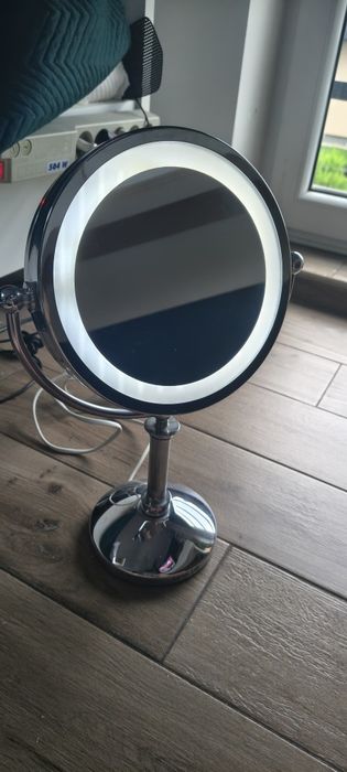 Lustro z lapką ledową