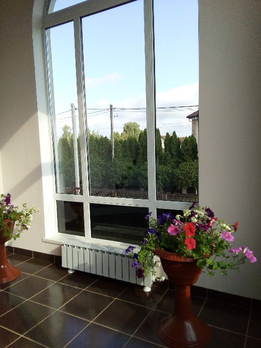 Дом в оренду. Автономное отопление и електроэнергия, от Киева 5км.