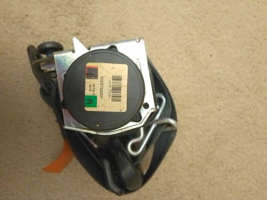 Продам ремені безпеки передні і задні Ford Fusion