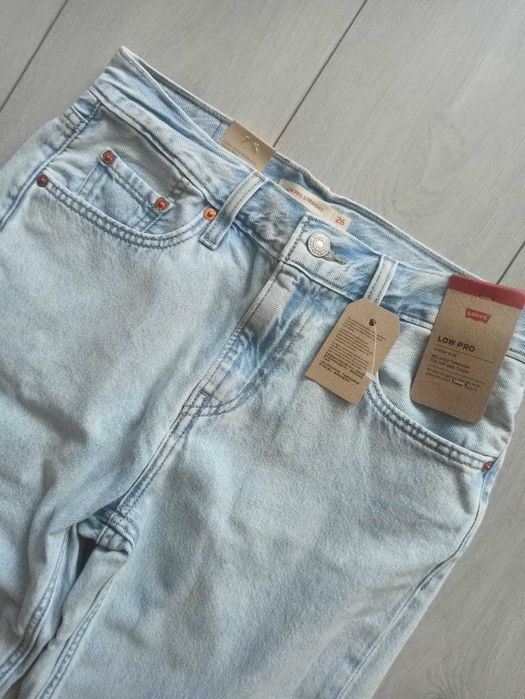 Джинси жіночі  levis. оригінал.