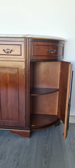 Vendo móvel com pedra mármore para qualquer divisão