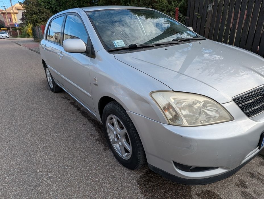 Toyota Corolla  1.6 E12