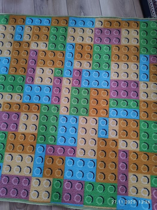 Zestaw dwóch dywaników LEGO do pokoju dziecięcego