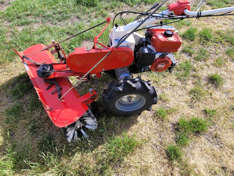 Traktorek Dzik Pług ISEKI SA360F zamiatarka kubota odśnieżanie Honda zamiatarki SA 360