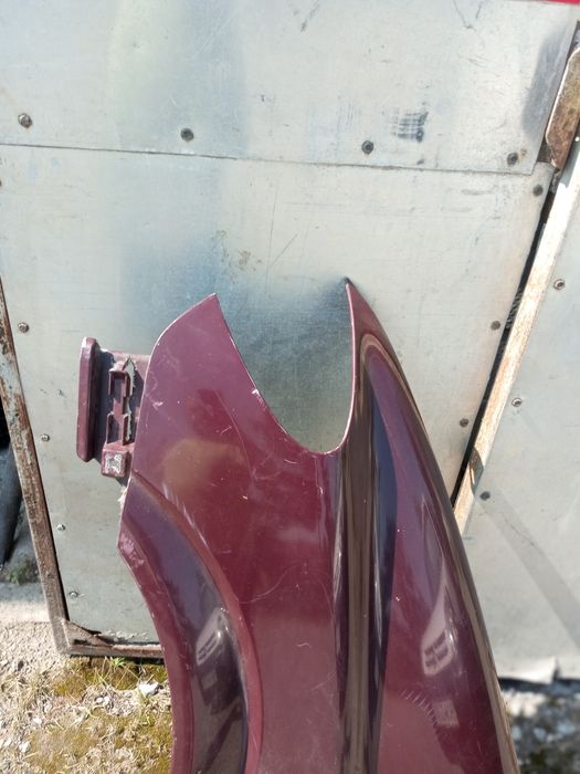 Розбірка переднє ліве крило до віто 639