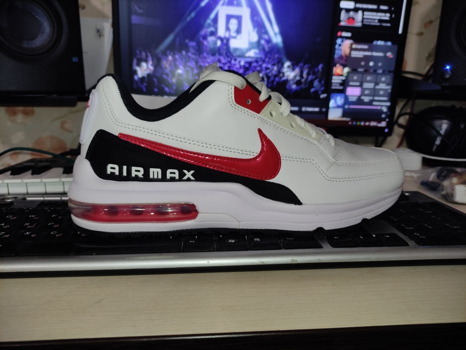 Nike Air max 41 size white/red