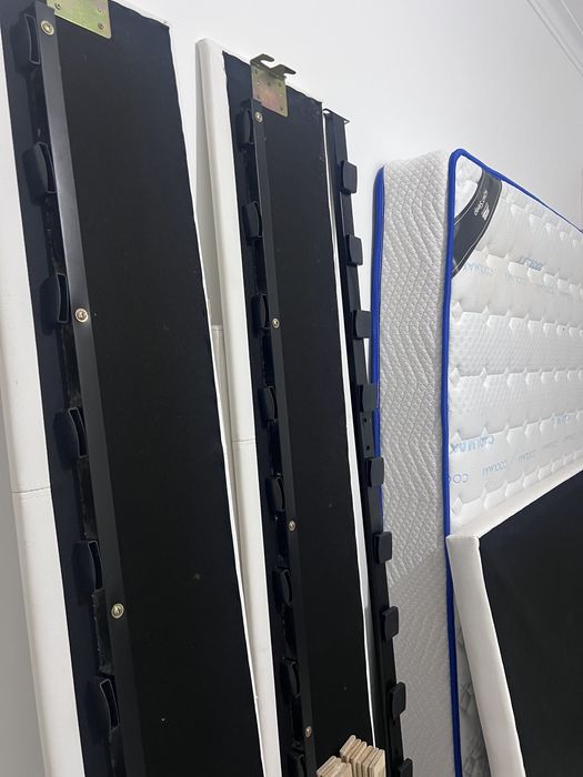 Cama de casal branca