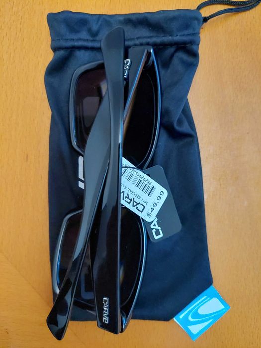 Óculos de Sol desportivos marca Carve
